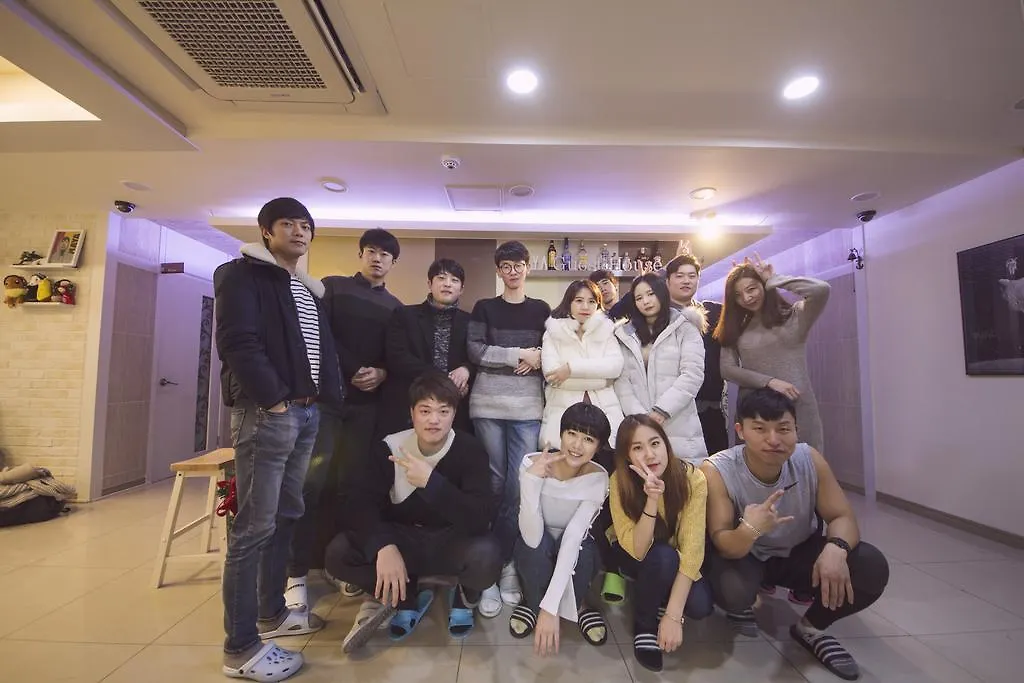 Maya Guesthouse 부산광역시 2*,